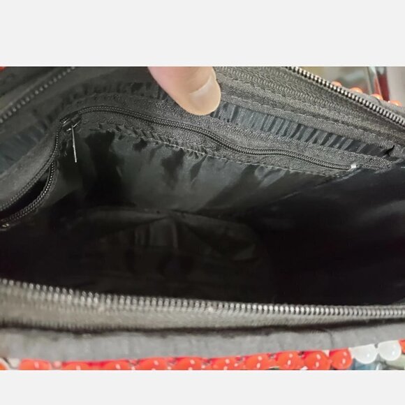 Handmade Red Green White Diamond Pattern Plastic Beaded shoulder Bag - Picture 7 of 8